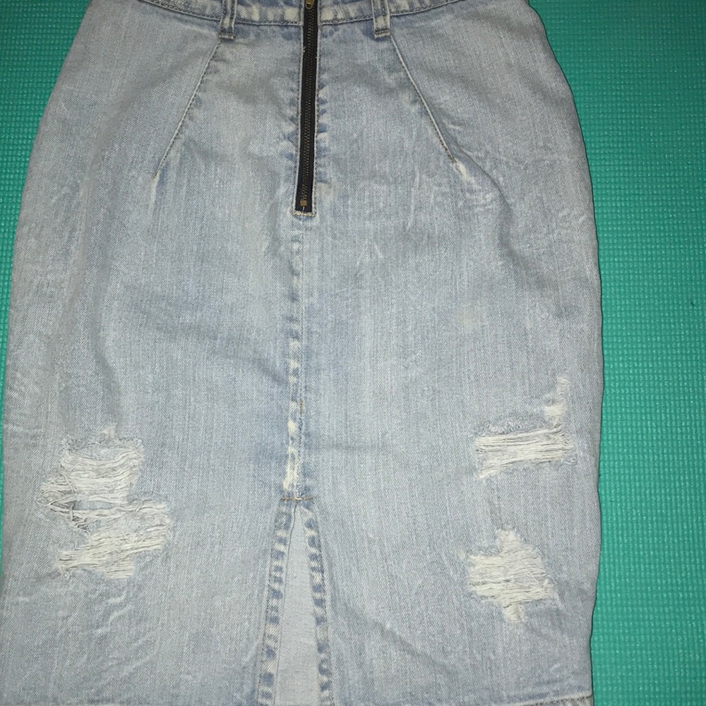 trendy women’s skirt